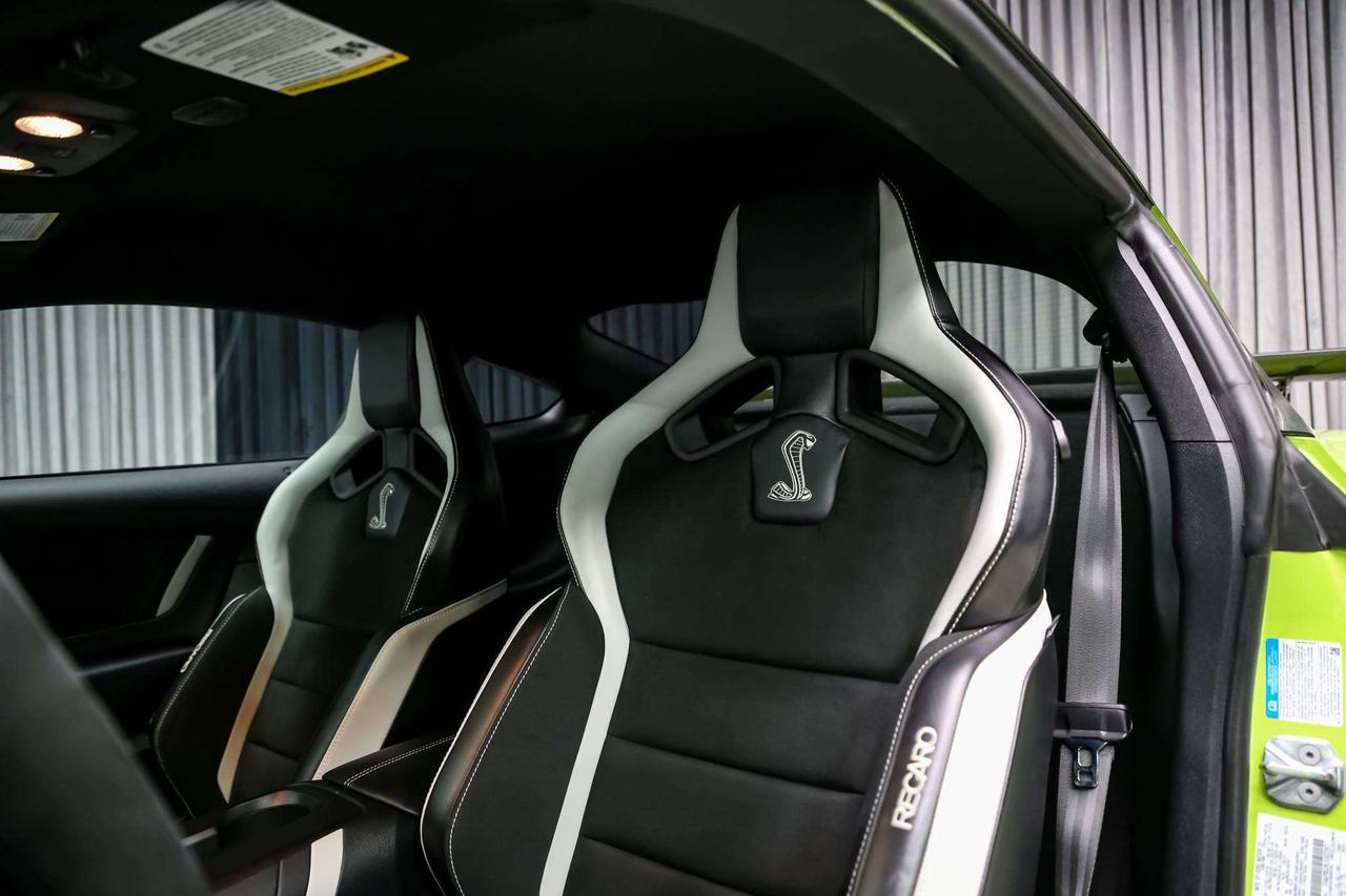 2020 Ford Mustang SHELBY GT500 CARBON TRACK PKG 760HP LOWKM NOACCDNT Photo