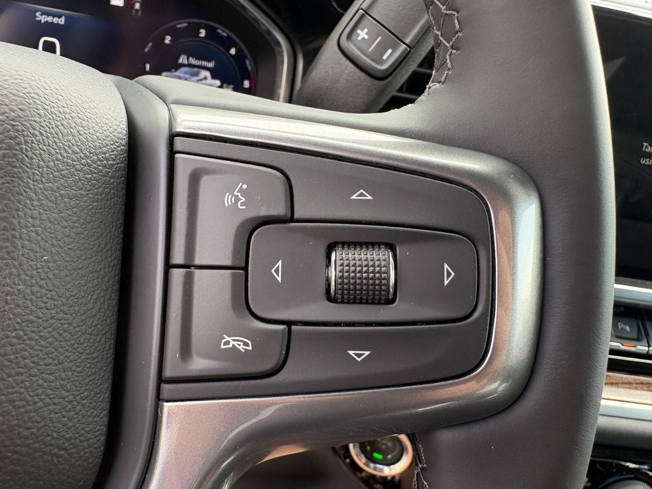 2026 Chevrolet Silverado 3500HD 4WD Crew Cab Long Box LT Photo