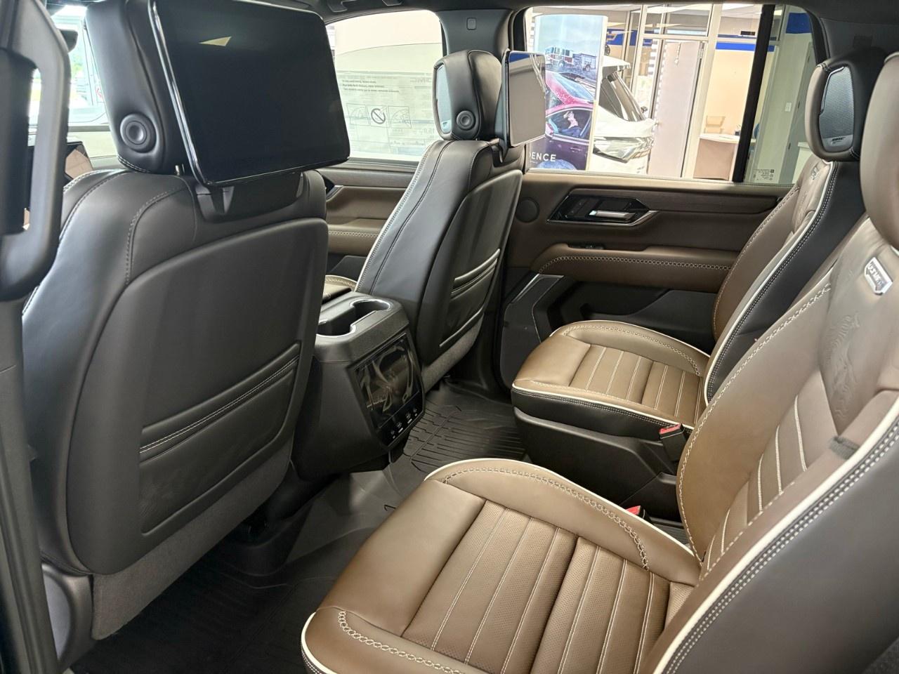 2026 GMC Yukon 4WD 4dr Denali Ultimate Photo