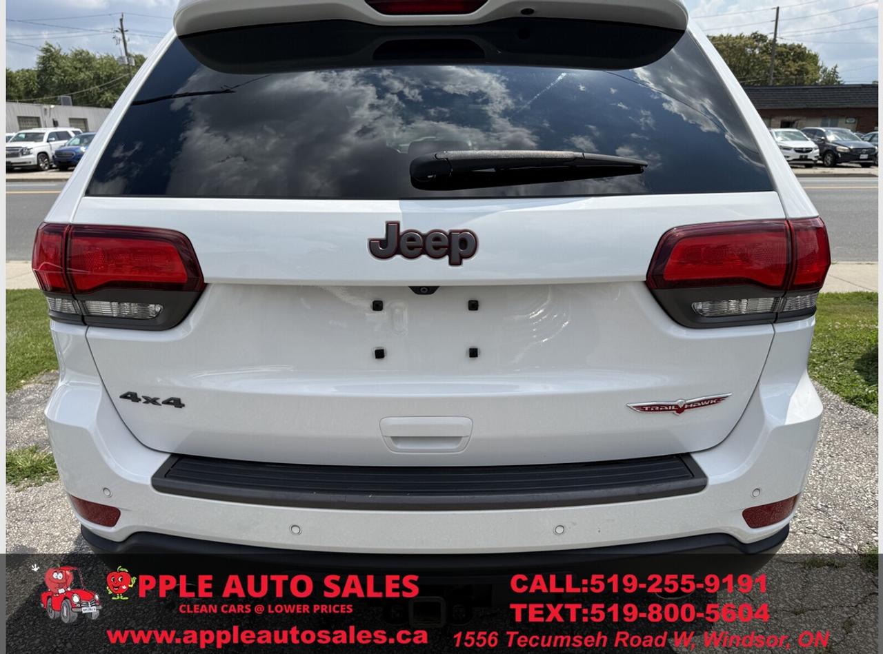 2018 Jeep Grand Cherokee Trailhawk Photo