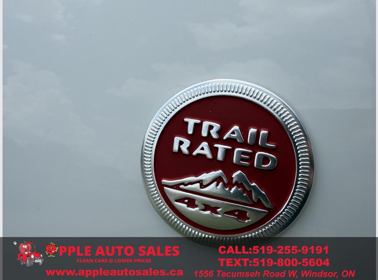 2018 Jeep Grand Cherokee Trailhawk Photo