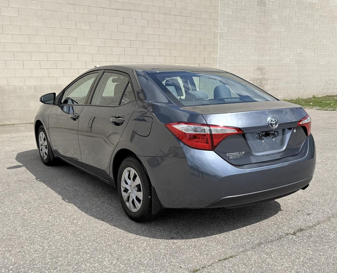 2016 Toyota Corolla CE Photo3