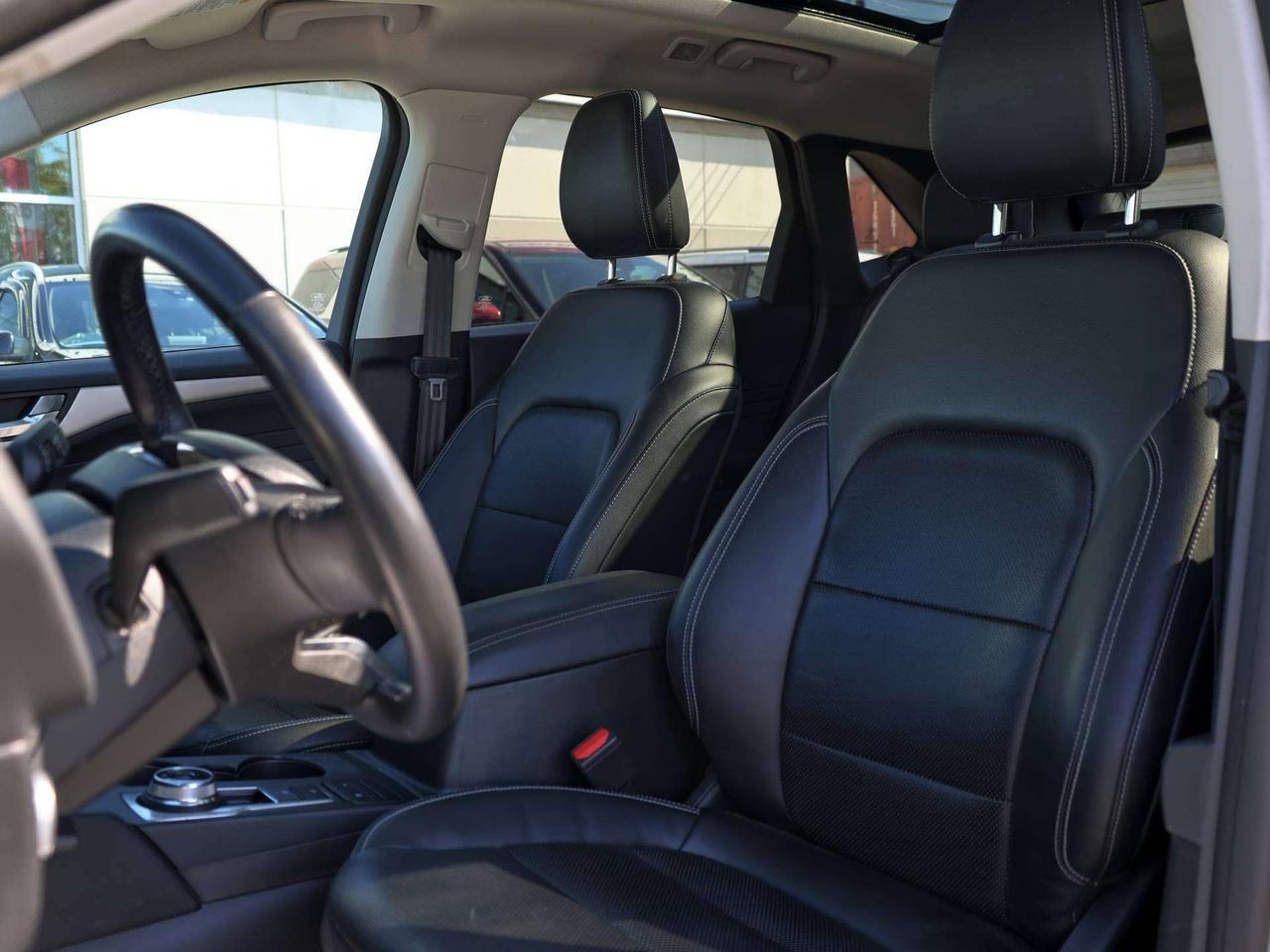 2022 Ford Escape SEL   Climate Ctrl   Pwr Liftgate   Htd Steering Photo