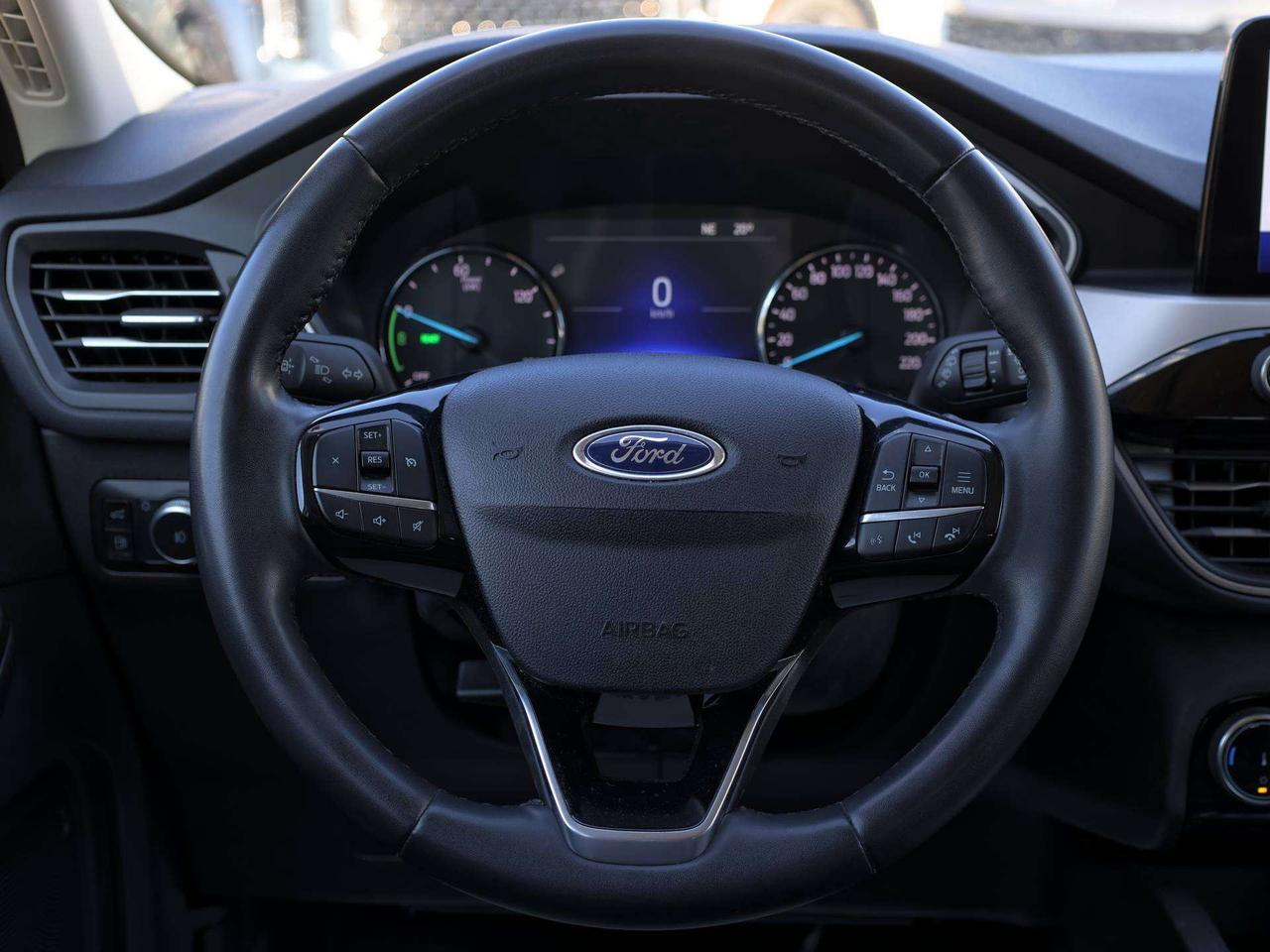 2022 Ford Escape SEL   Climate Ctrl   Pwr Liftgate   Htd Steering Photo