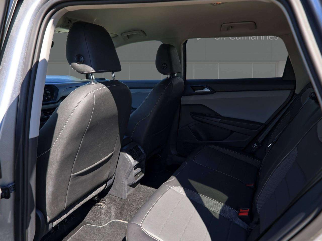 2024 Volkswagen Taos Comfortline 4MOTION   Climate Ctrl   Push Start Photo