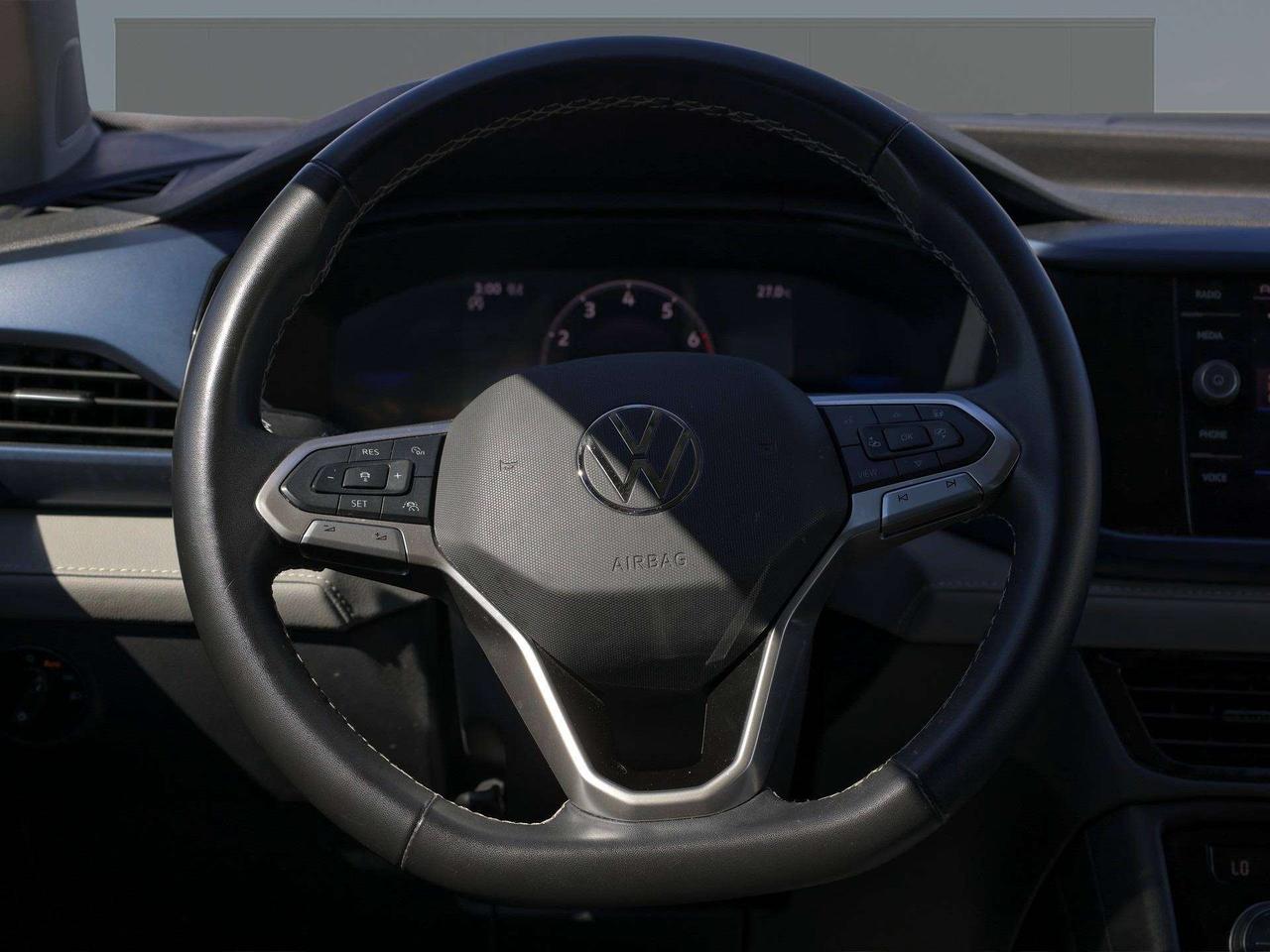 2024 Volkswagen Taos Comfortline 4MOTION   Climate Ctrl   Push Start Photo