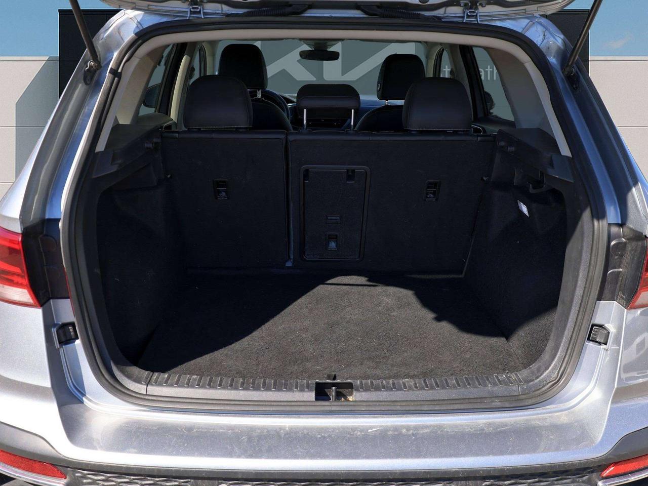 2024 Volkswagen Taos Comfortline 4MOTION   Climate Ctrl   Push Start Photo