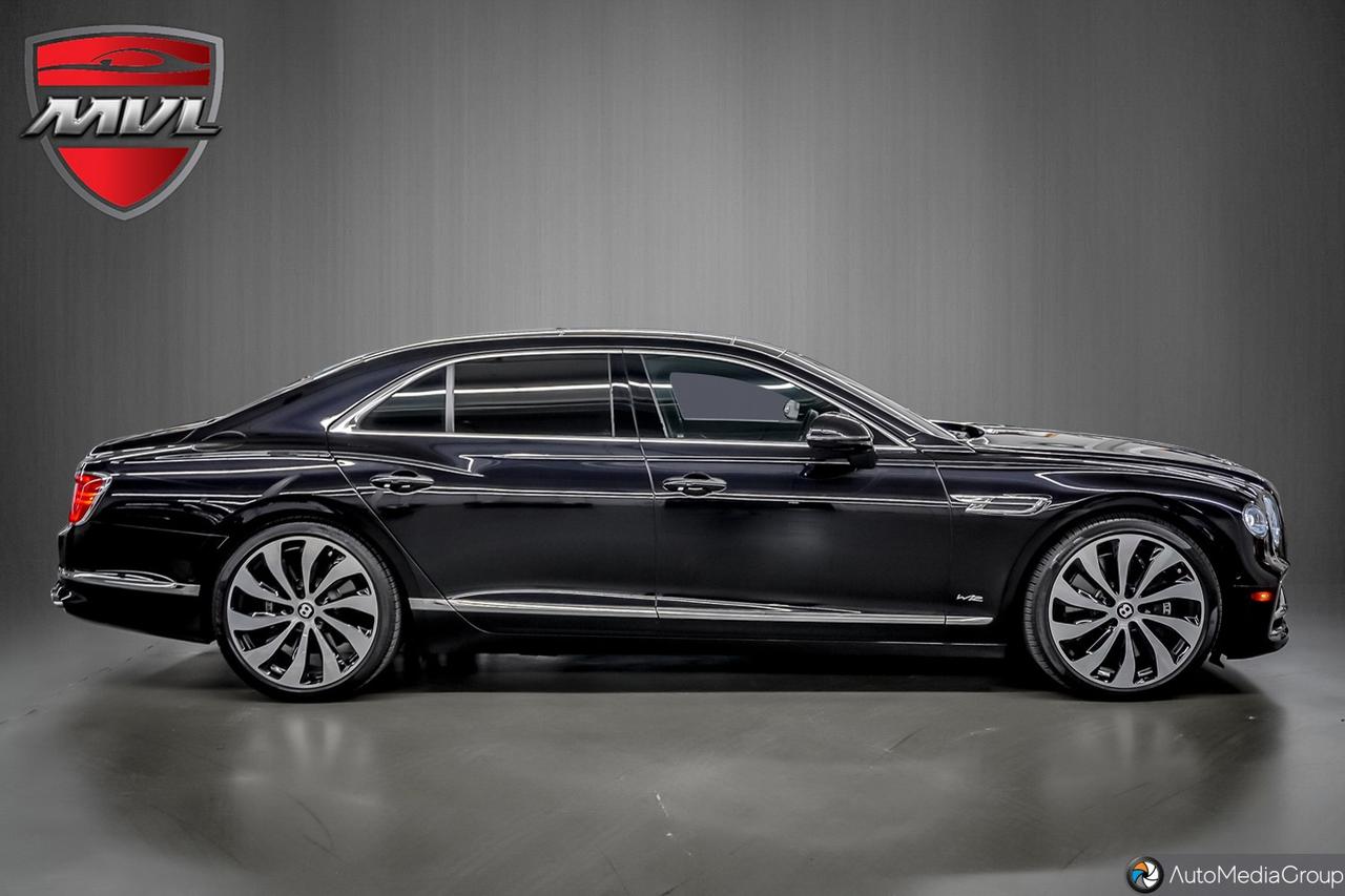 2022 Bentley Flying Spur  Photo4