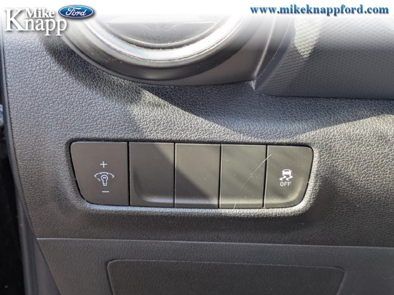 2019 Hyundai KONA Essential Photo