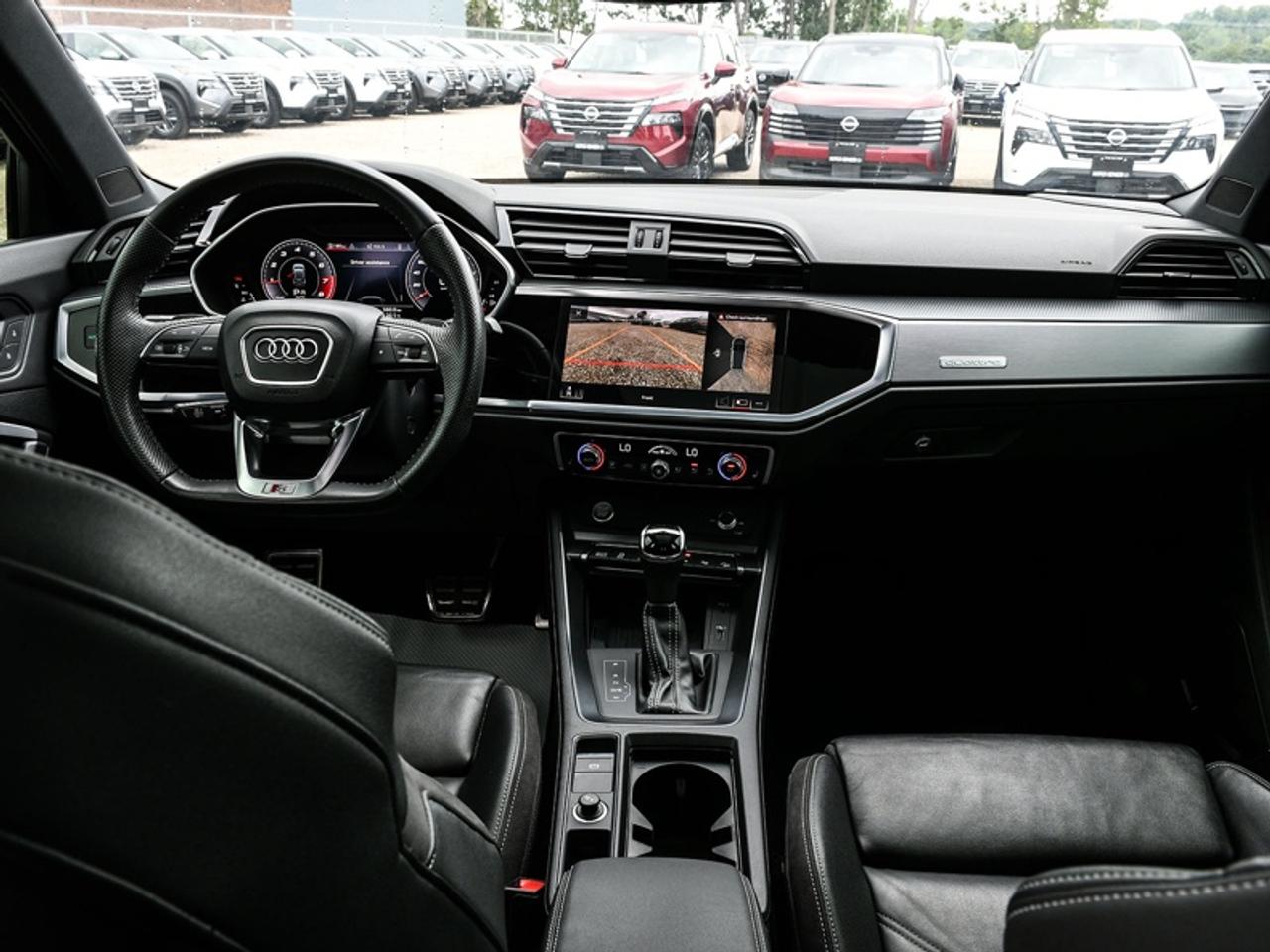 2019 Audi Q3 Technik 45 TFSI quattro   Leather   Roof   Navi   Alloys Photo