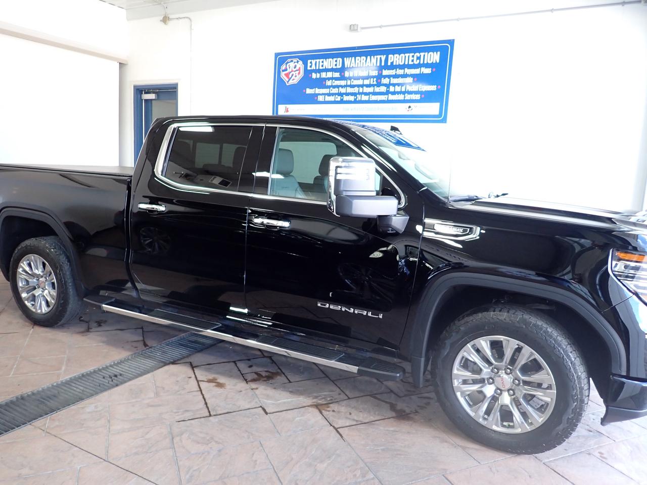 2024 GMC Sierra 1500 Denali 4WD CREW CAB *DIESEL* LEATHER SUNROOF LEATHER Photo0