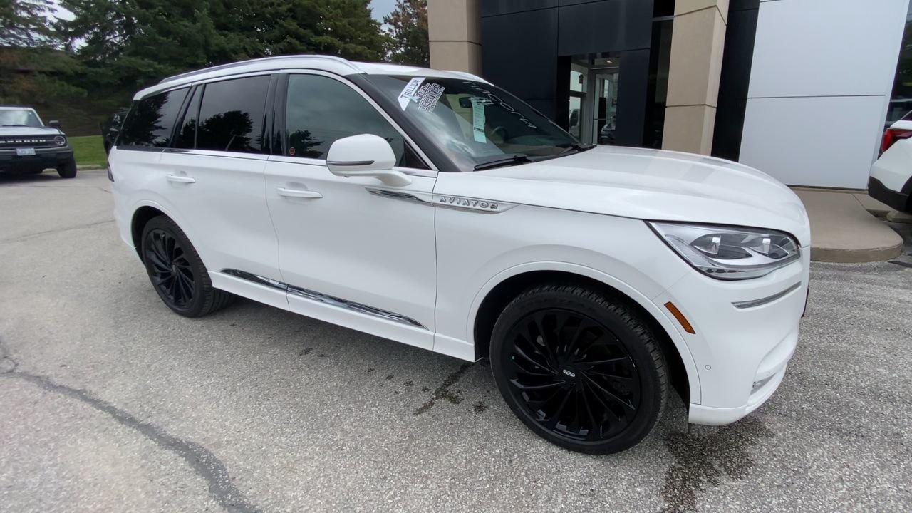 2022 Lincoln Aviator Reserve Photo5
