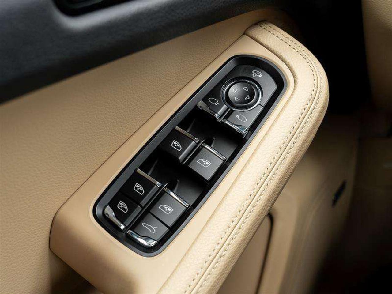 2026 Porsche Macan AWD Premium Pkg Plus 20 Macan S Wheels in Highly Polished Dark Titanium Sport Chrono Pkg Surround V Photo
