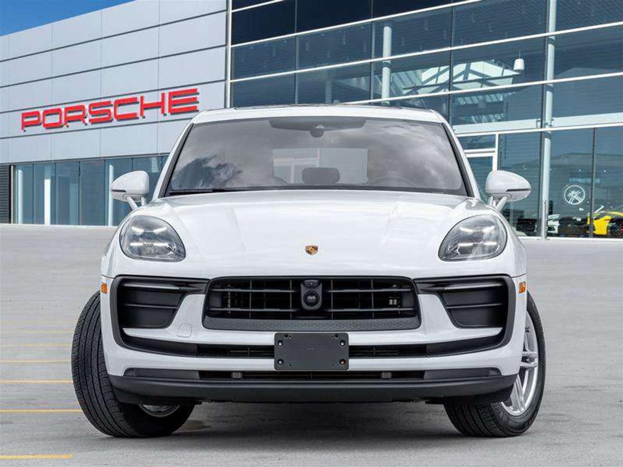 2024 Porsche Macan AWD Premium Pkg Plus Sport Chrono Pkg Steel spring suspension with Porsche Active Suspension Managem Photo5