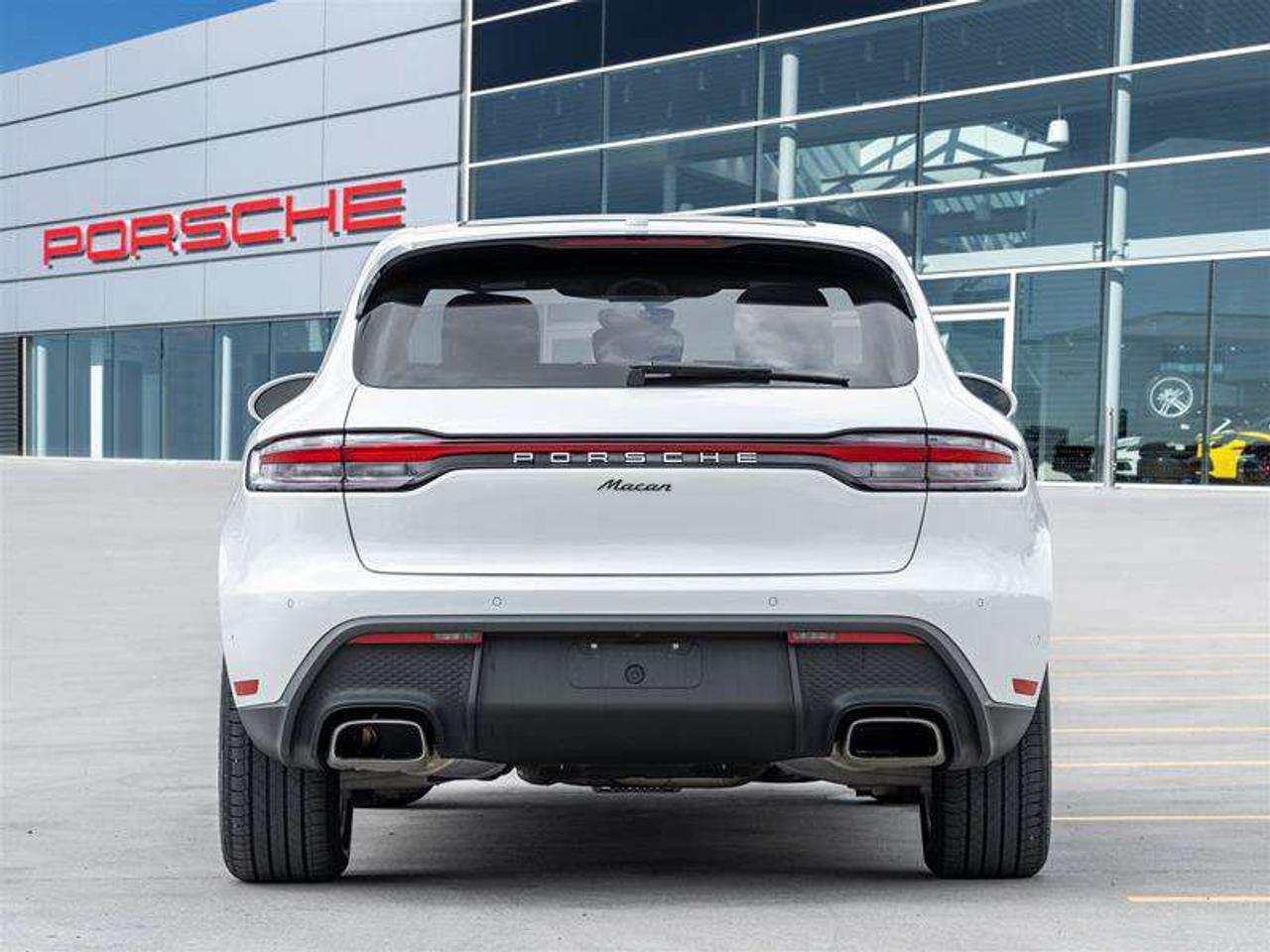 2024 Porsche Macan AWD Premium Pkg Plus Sport Chrono Pkg Steel spring suspension with Porsche Active Suspension Managem Photo4