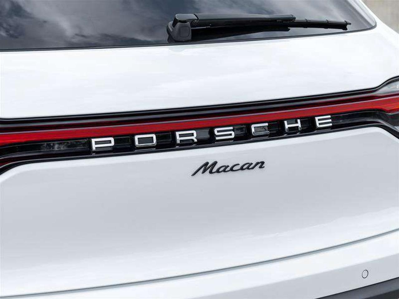 2024 Porsche Macan AWD Premium Pkg Plus Sport Chrono Pkg Steel spring suspension with Porsche Active Suspension Managem Photo