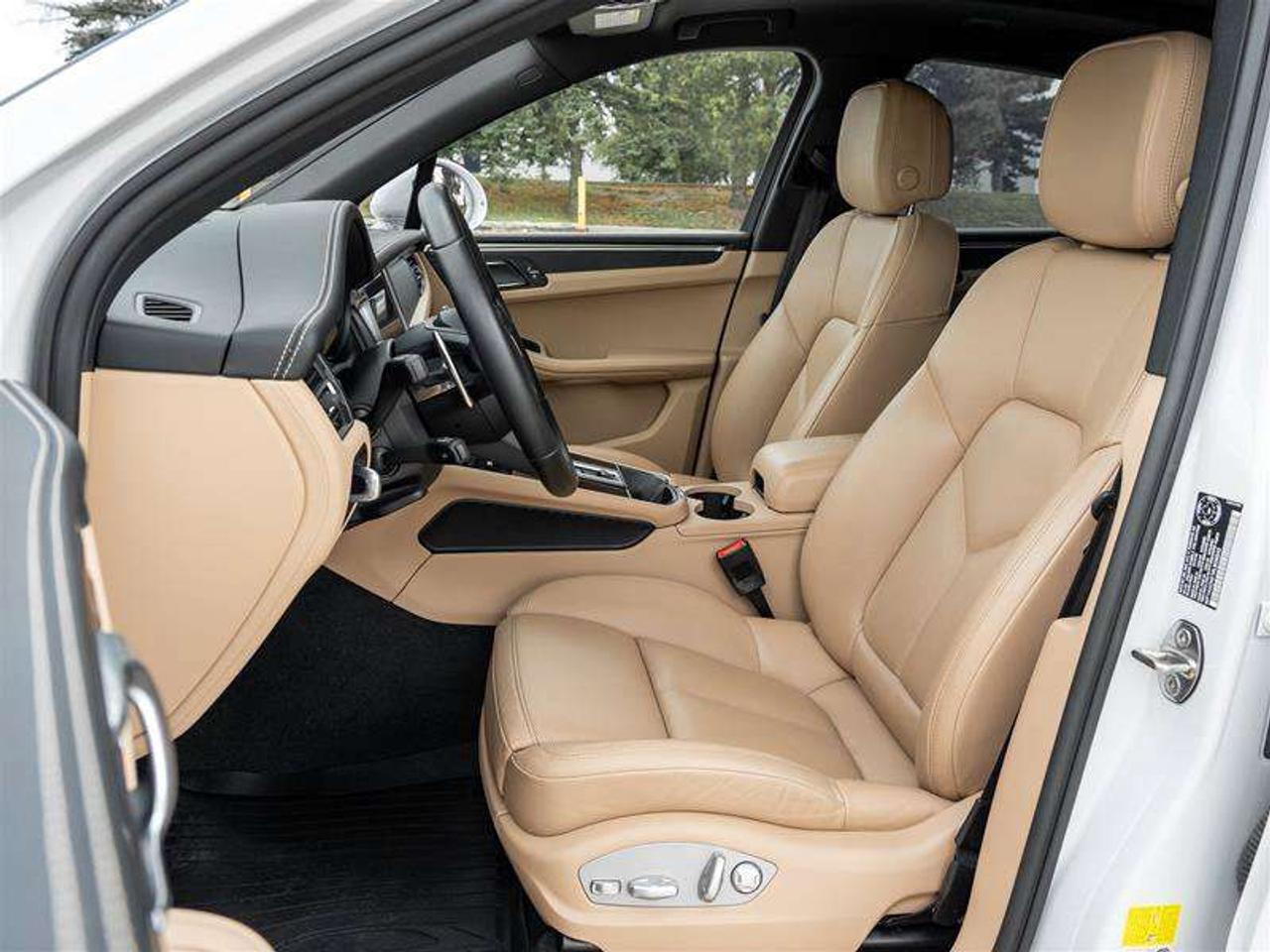 2024 Porsche Macan AWD Premium Pkg Plus Sport Chrono Pkg Steel spring suspension with Porsche Active Suspension Managem Photo