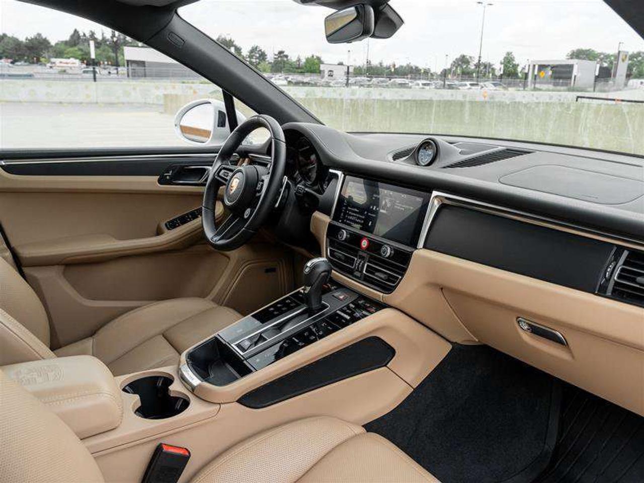 2024 Porsche Macan AWD Premium Pkg Plus Sport Chrono Pkg Steel spring suspension with Porsche Active Suspension Managem Photo
