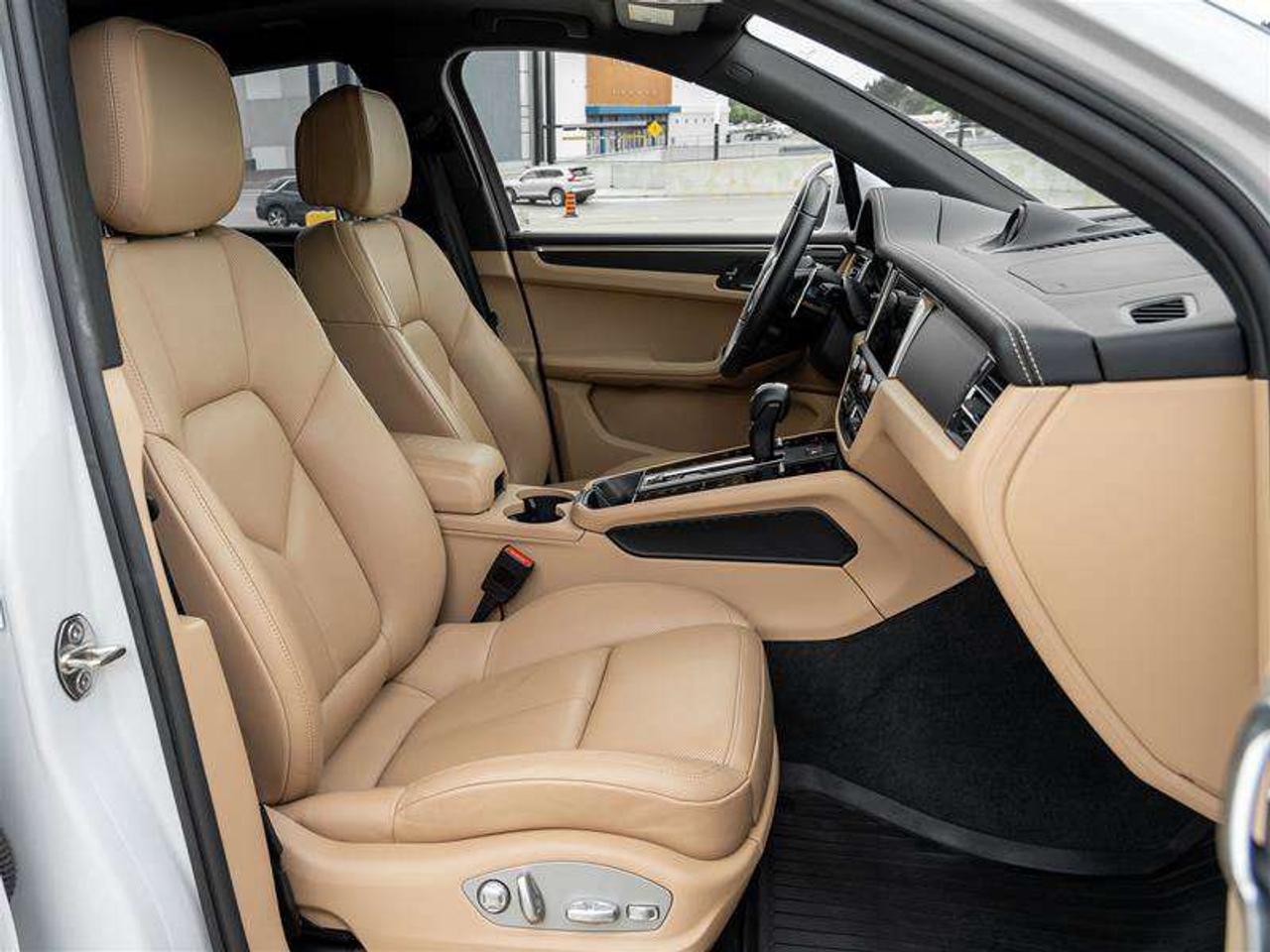 2024 Porsche Macan AWD Premium Pkg Plus Sport Chrono Pkg Steel spring suspension with Porsche Active Suspension Managem Photo