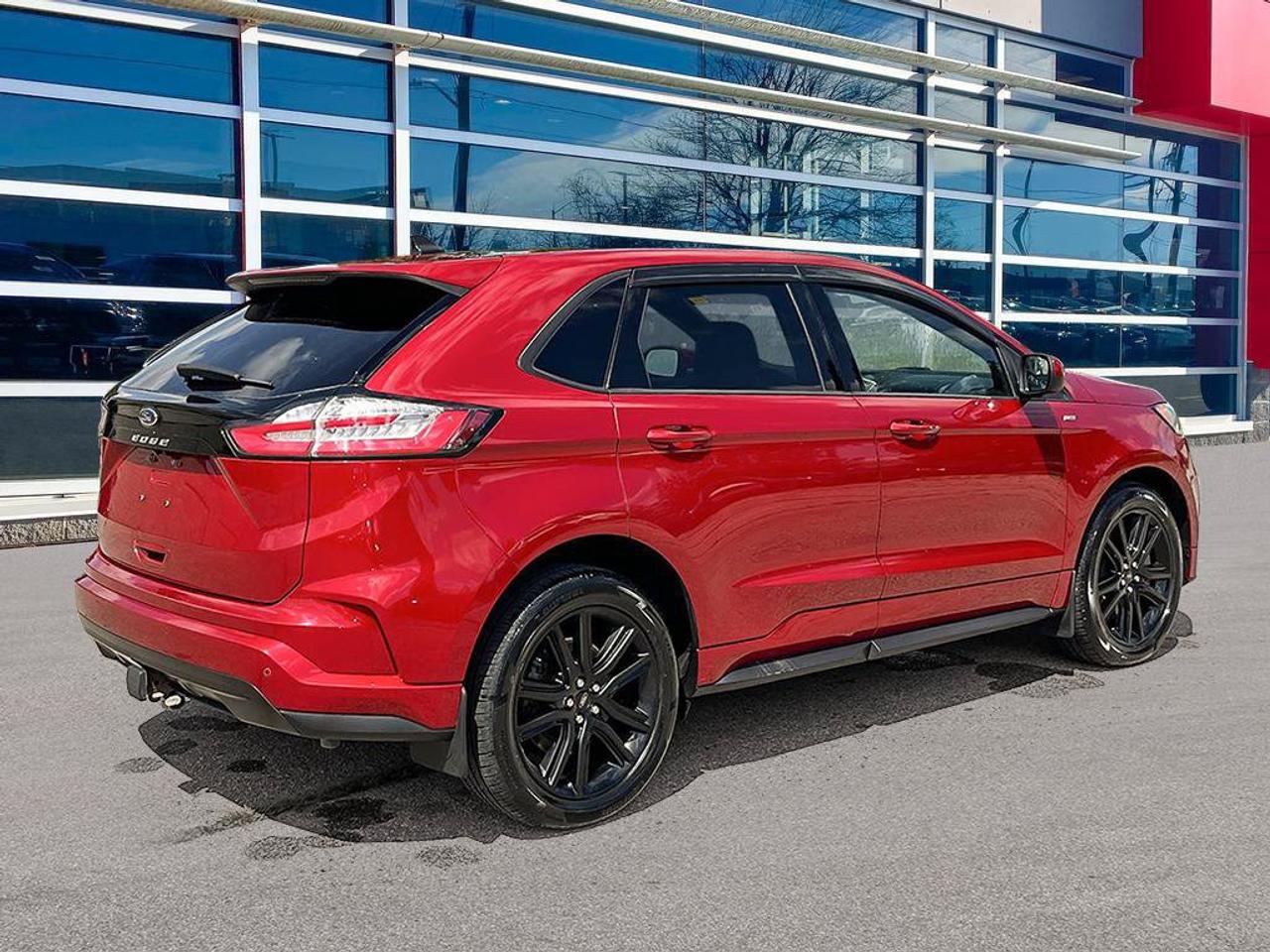 2022 Ford Edge SEL ST-Line | Clean CarFax | One Owner | New Tires | Trailer Tow Pack | Blind-Spot | CarPlay | Photo