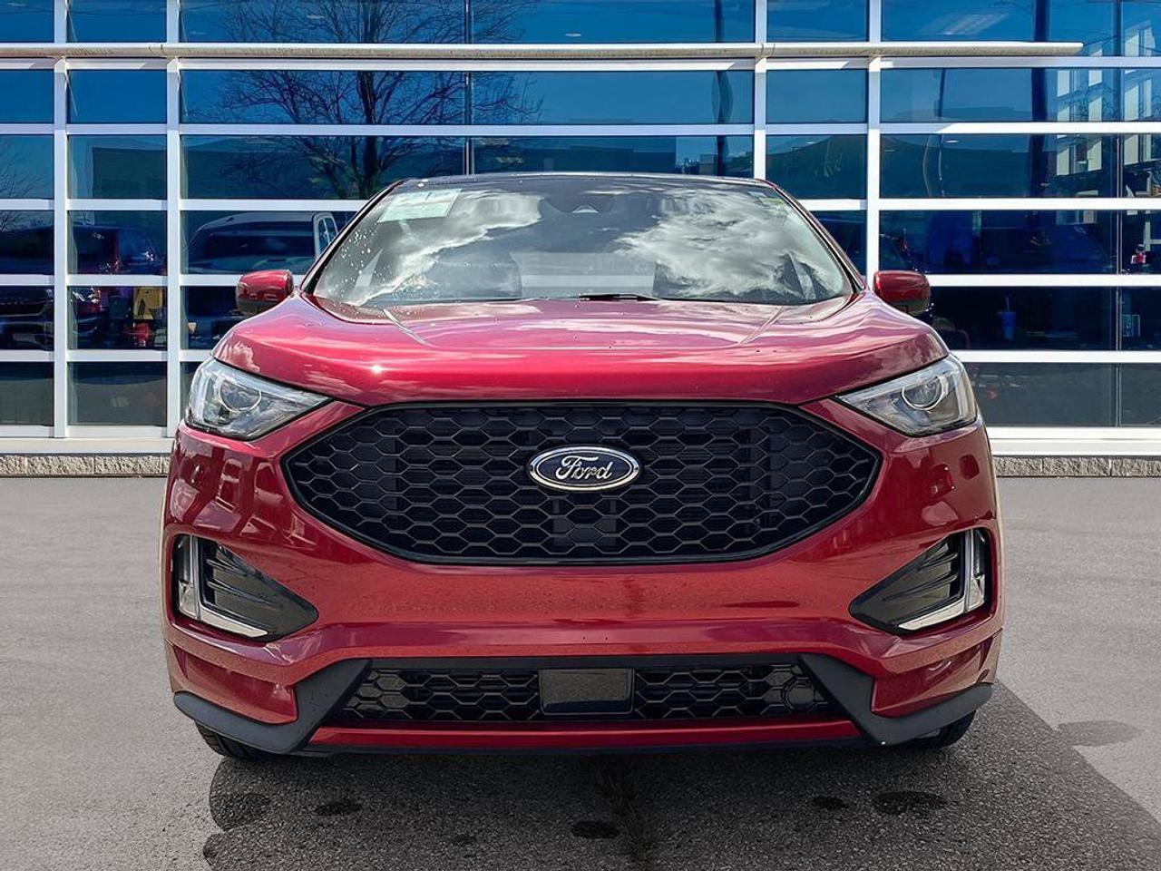 2022 Ford Edge SEL ST-Line | Clean CarFax | One Owner | New Tires | Trailer Tow Pack | Blind-Spot | CarPlay | Photo