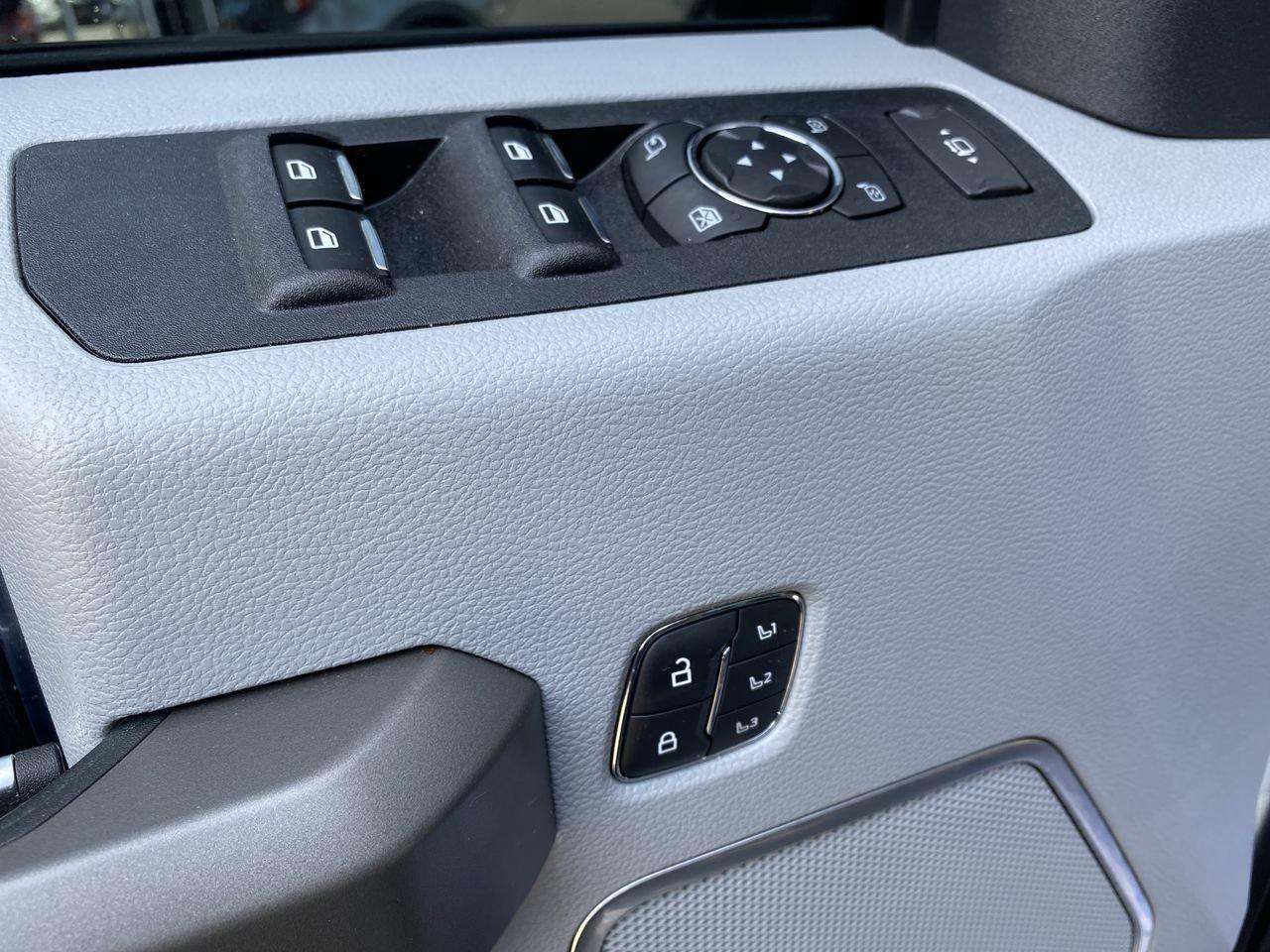 2022 Ford SUPER DUTY F-250 SRW  Photo