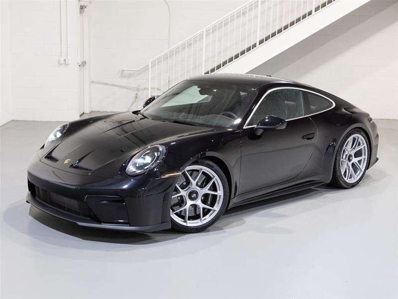 2026 Porsche 911 GT3 Coupe with Touring Package Photo5