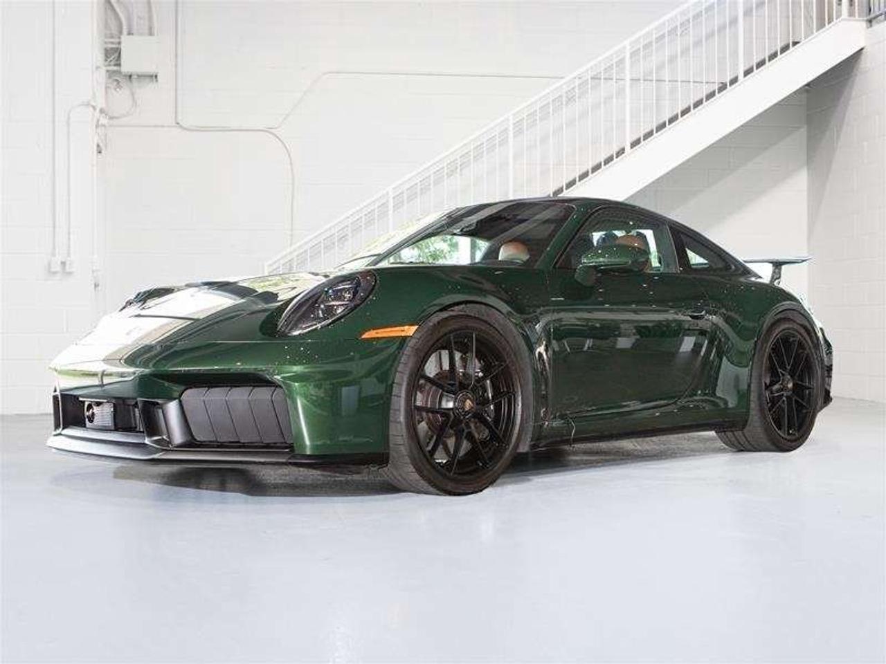 2026 Porsche 911 Carrera GTS Coupe Photo