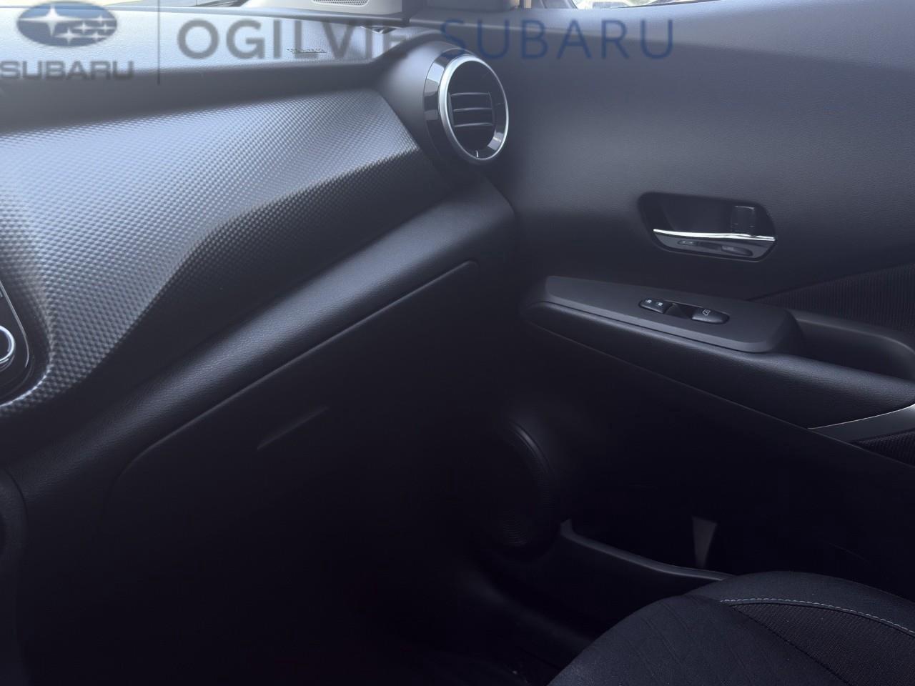 2024 Nissan Kicks SV 4dr Front-Wheel Drive Photo