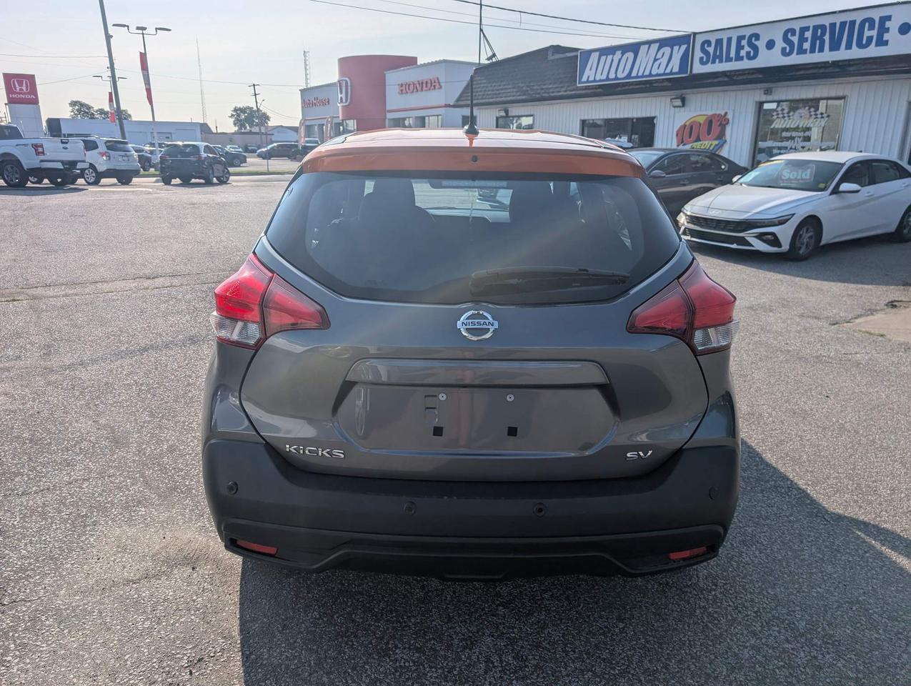 2020 Nissan Kicks SV (CVT) 4dr Front-Wheel Drive Photo