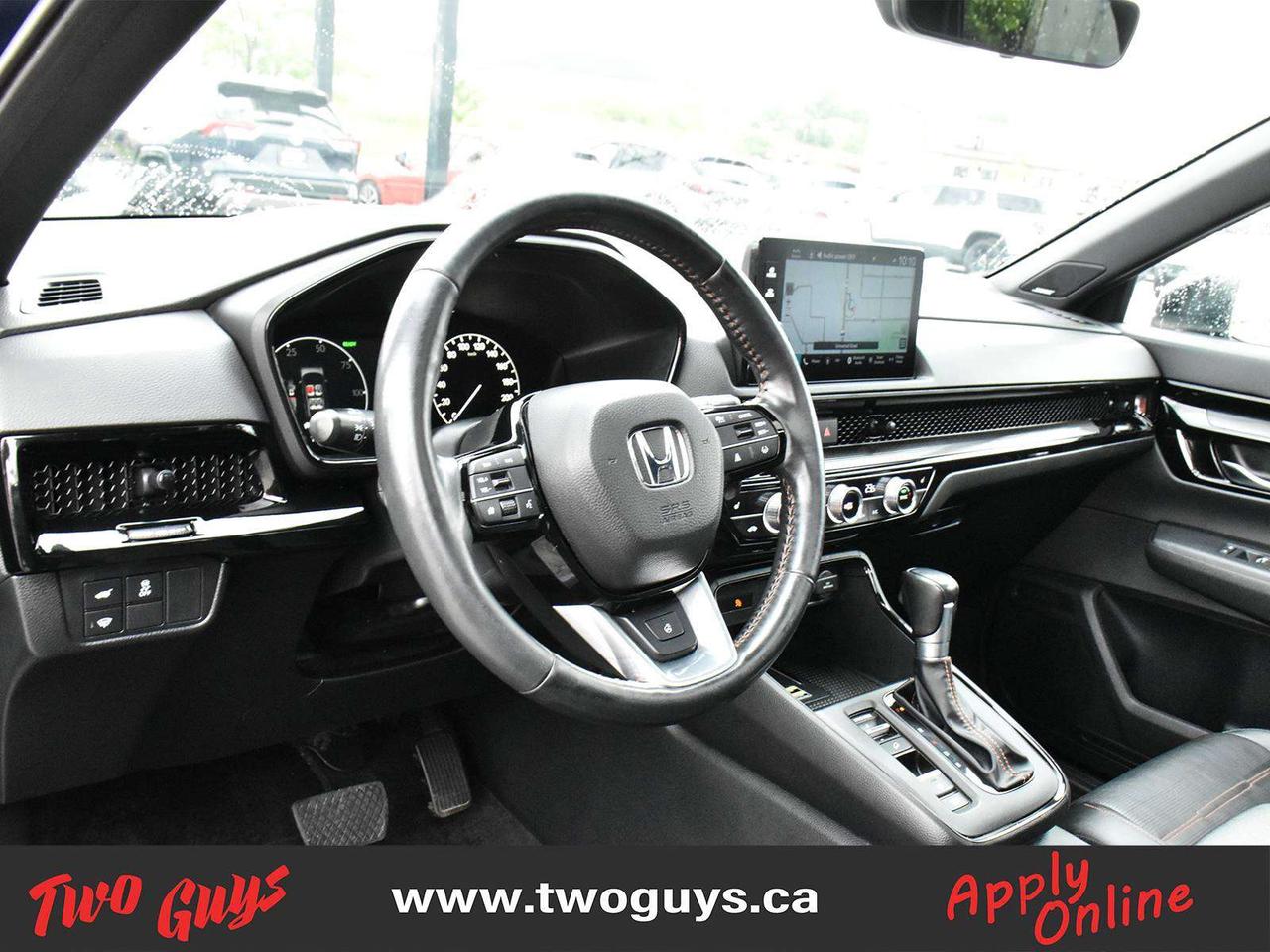 2025 Honda CR-V Hybrid Sport Touring AWD Leather Sunroof Nav Photo