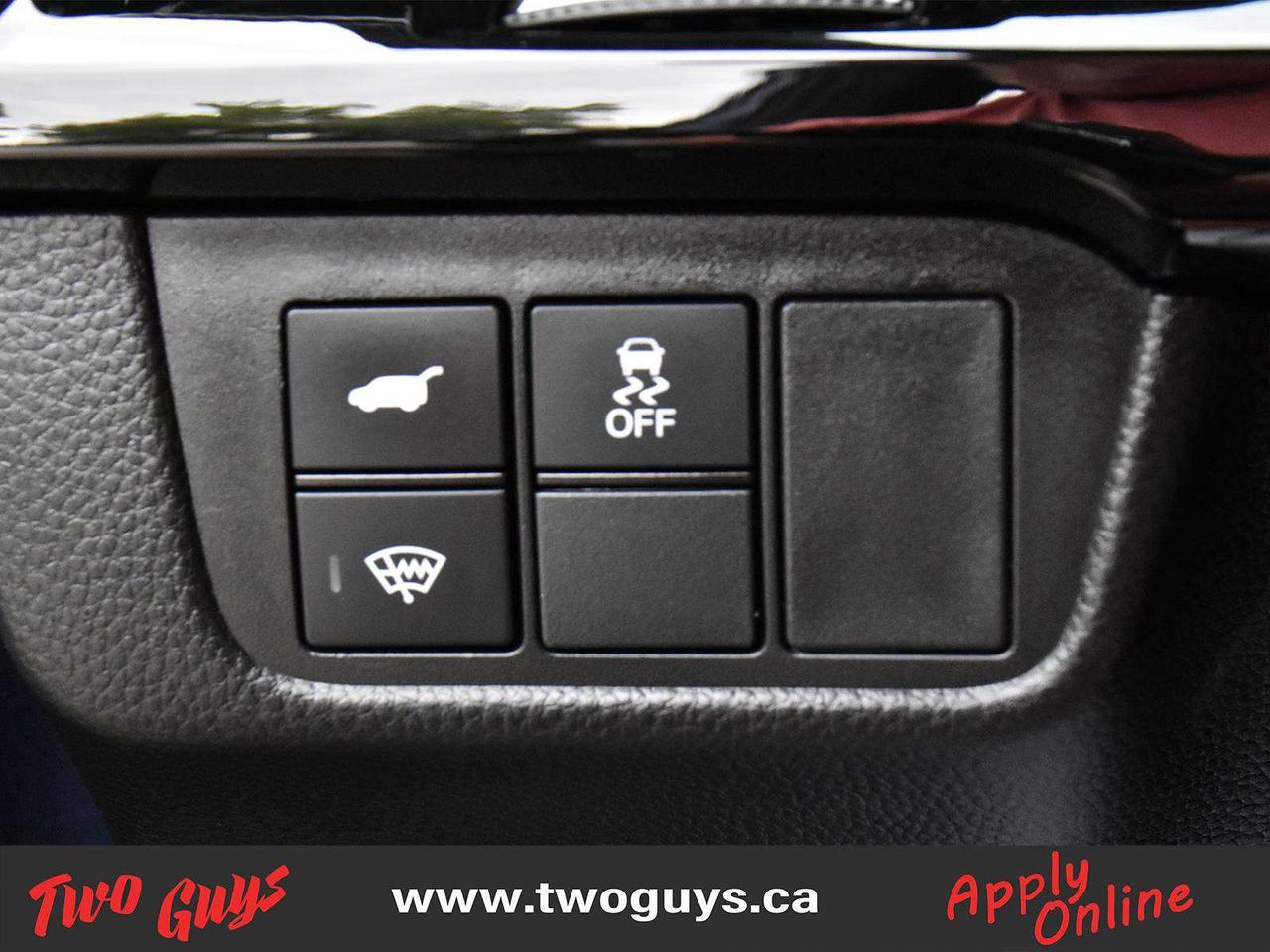 2025 Honda CR-V Hybrid Sport Touring AWD Leather Sunroof Nav Photo