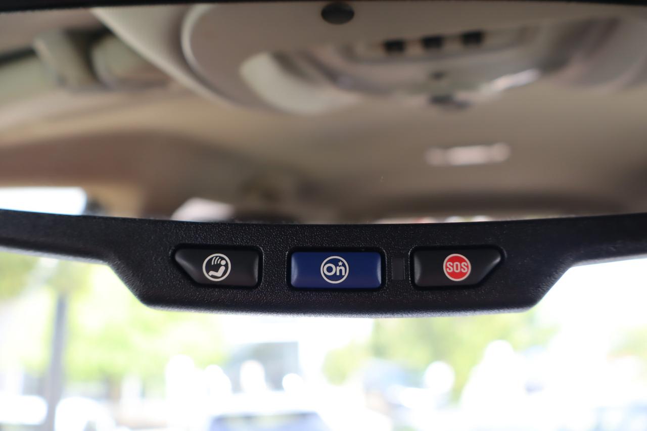 2015 Chevrolet Equinox LT 2LT Front-Wheel Drive Photo