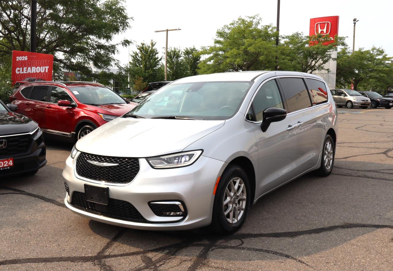 2024 Chrysler Pacifica Touring-L Front-Wheel Drive Passenger Van Photo
