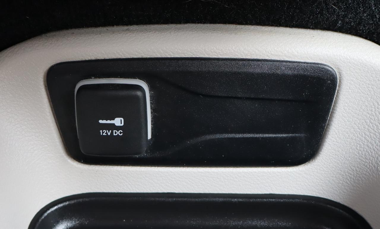 2024 Chrysler Pacifica Touring-L Front-Wheel Drive Passenger Van Photo