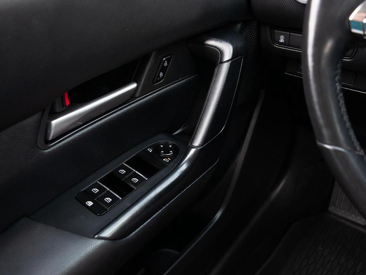 2024 Mazda CX-50  Photo