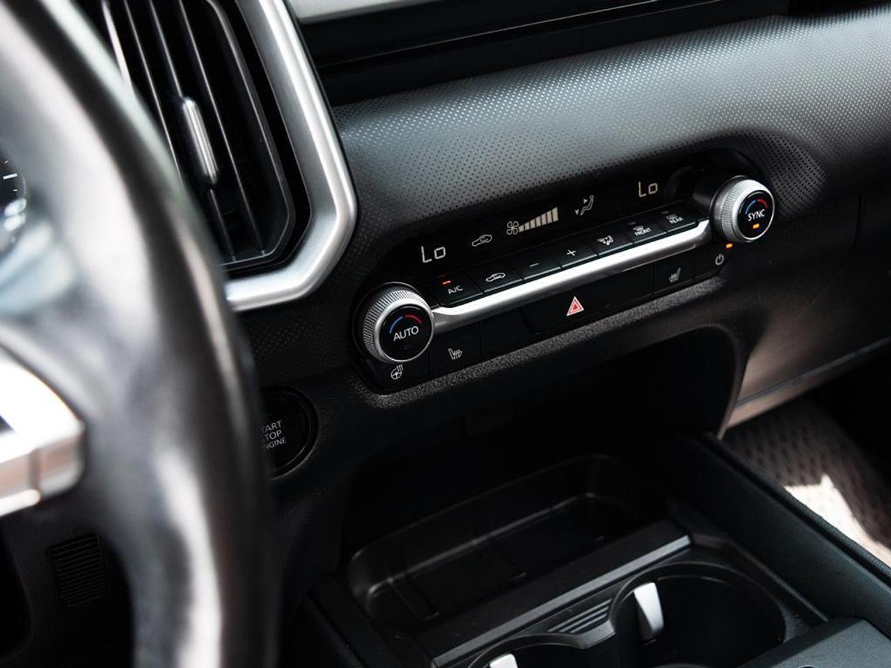 2024 Mazda CX-50  Photo