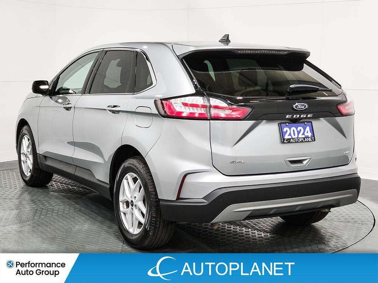2024 Ford Edge SEL AWD, Back Up Cam, Apple CarPlay! Photo4