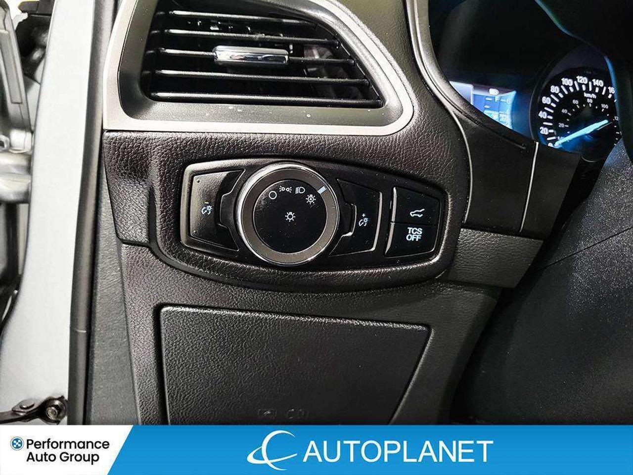 2024 Ford Edge SEL AWD, Back Up Cam, Apple CarPlay! Photo