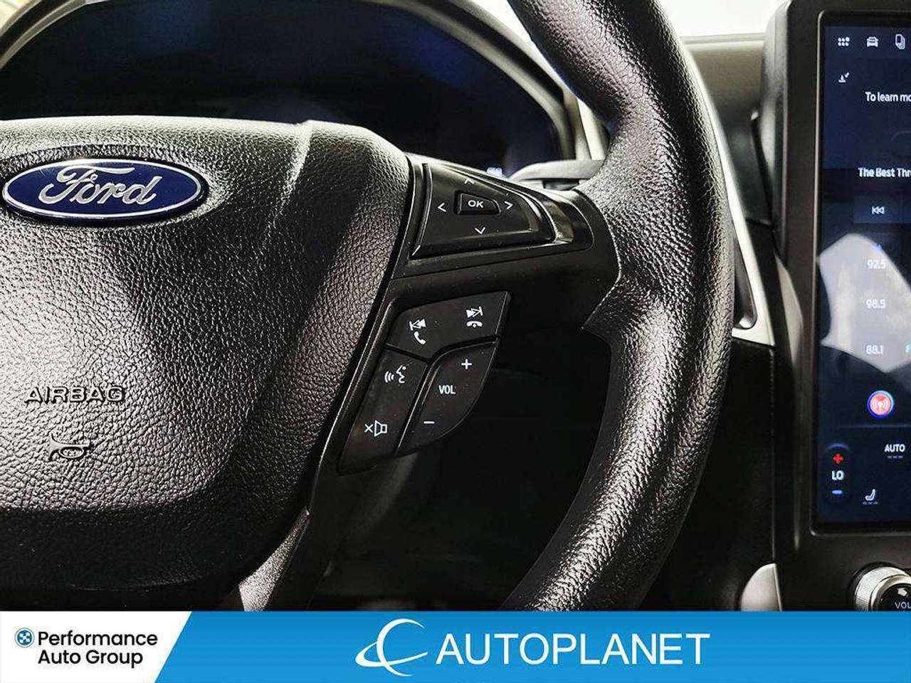 2024 Ford Edge SEL AWD, Back Up Cam, Apple CarPlay! Photo