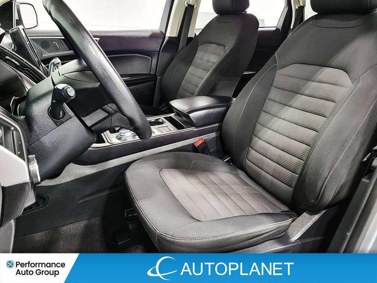 2024 Ford Edge SEL AWD, Back Up Cam, Apple CarPlay! Photo