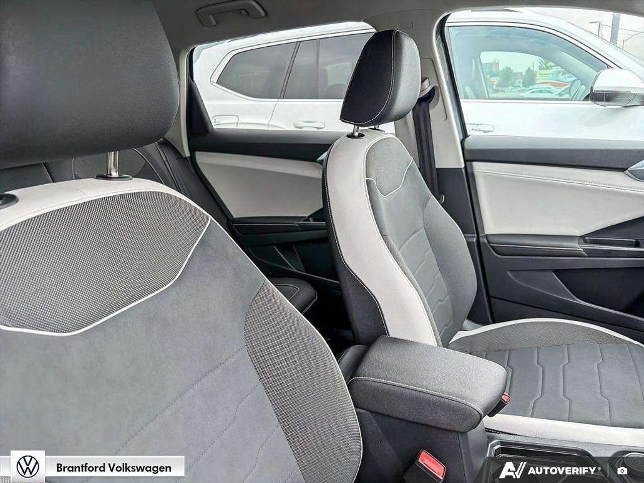 2026 Volkswagen Taos Comfortline Photo