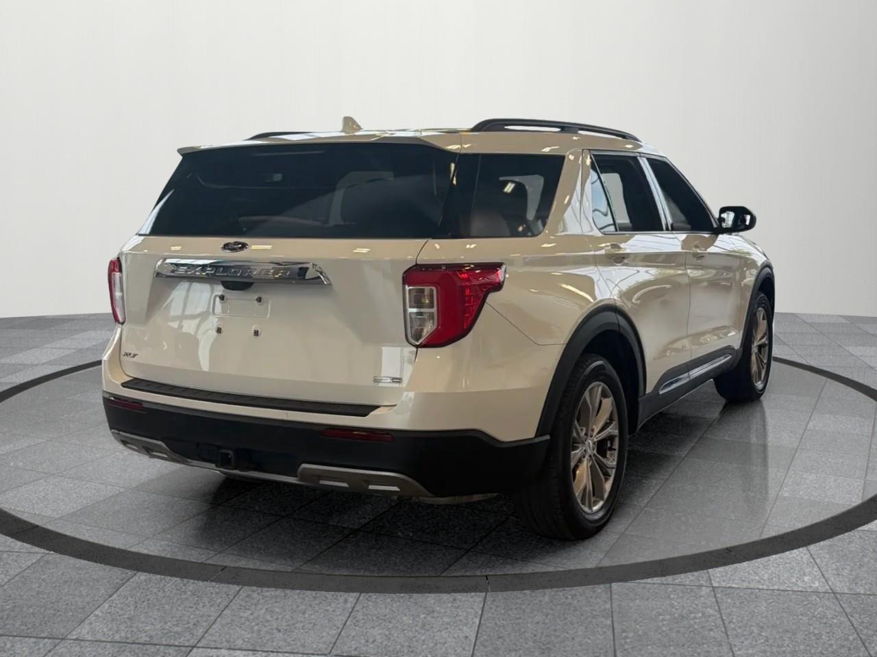 2020 Ford Explorer XLT 4DR 4X4 Photo
