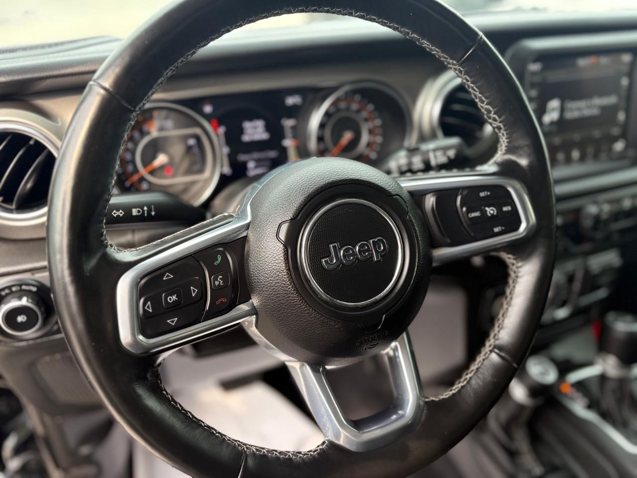 2021 Jeep WRANGLER UNLIMITED Sahara 4dr 4x4 Photo