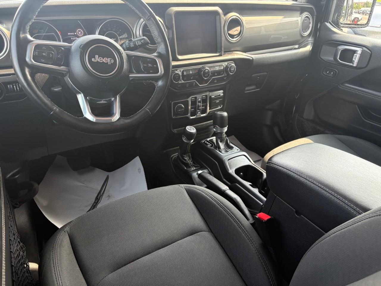 2021 Jeep WRANGLER UNLIMITED Sahara 4dr 4x4 Photo