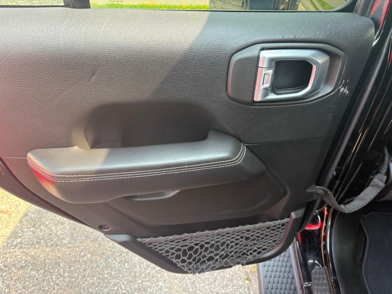 2021 Jeep WRANGLER UNLIMITED Sahara 4dr 4x4 Photo