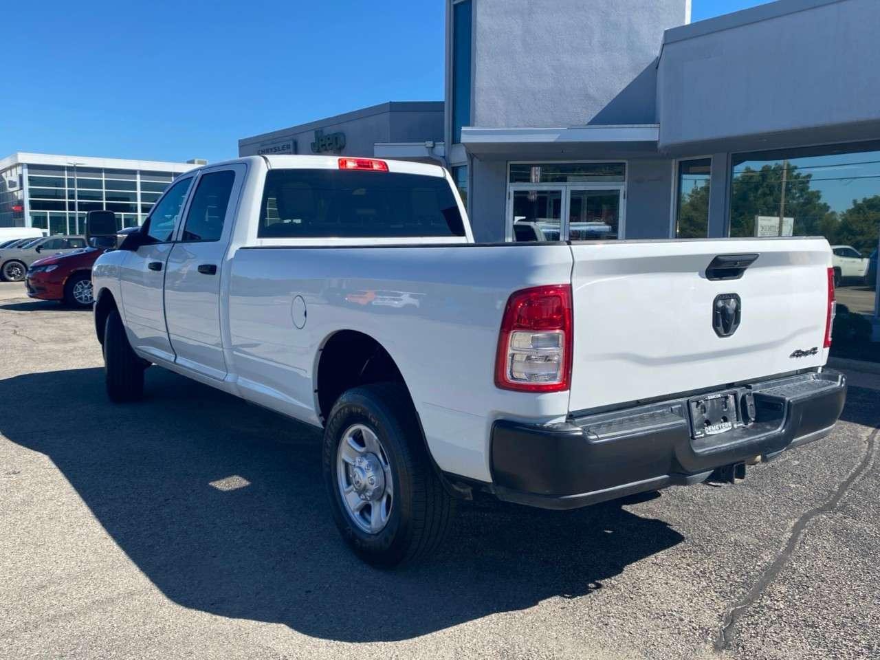 2024 RAM 3500 Tradesman 4x4 Crew Cab 8' Box Photo