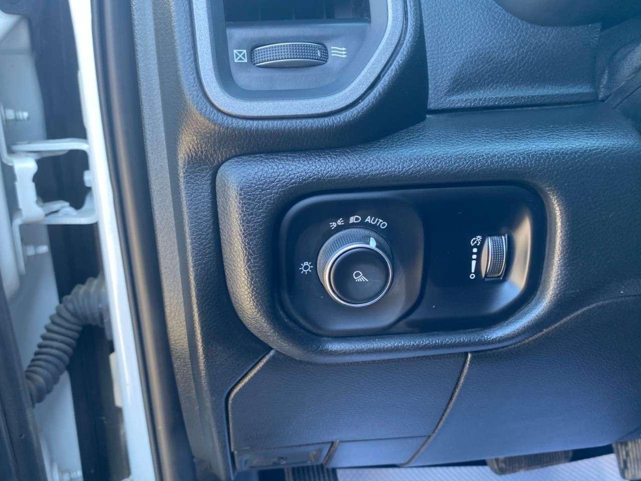 2024 RAM 3500 Tradesman 4x4 Crew Cab 8' Box Photo