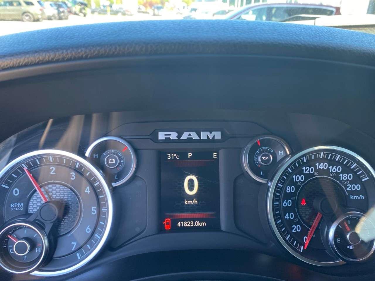 2024 RAM 3500 Tradesman 4x4 Crew Cab 8' Box Photo