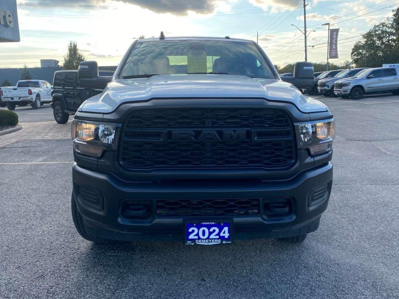 2024 RAM 3500 Tradesman 4x4 Crew Cab 8' Box Photo